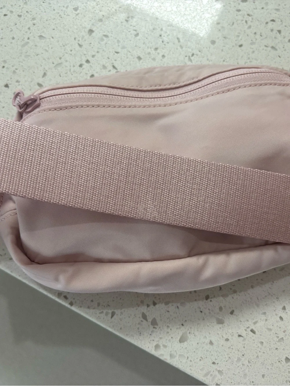 Lululemon Light Pink 1L Everywhere Belt Bag - Picture 7 of 8